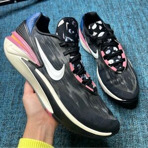 Nike Zoom GT Cut 2 Sneakers in Black Desert Berry Men's Size 12 Basketball Shoes